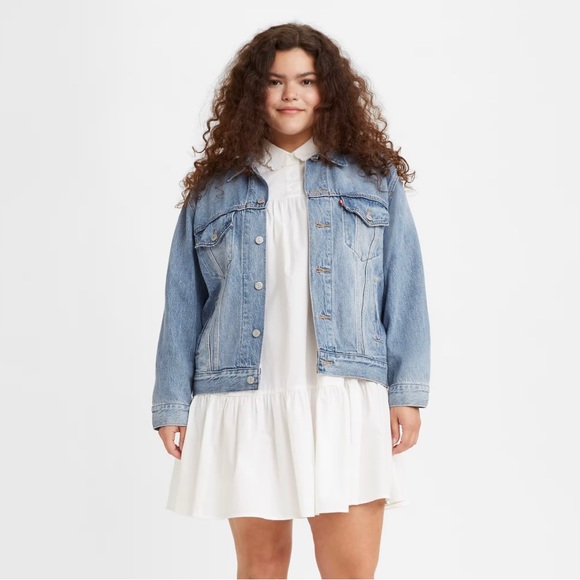 Levi's Jackets & Blazers - Levi’s Ex-Boyfriend Trucker Jacket